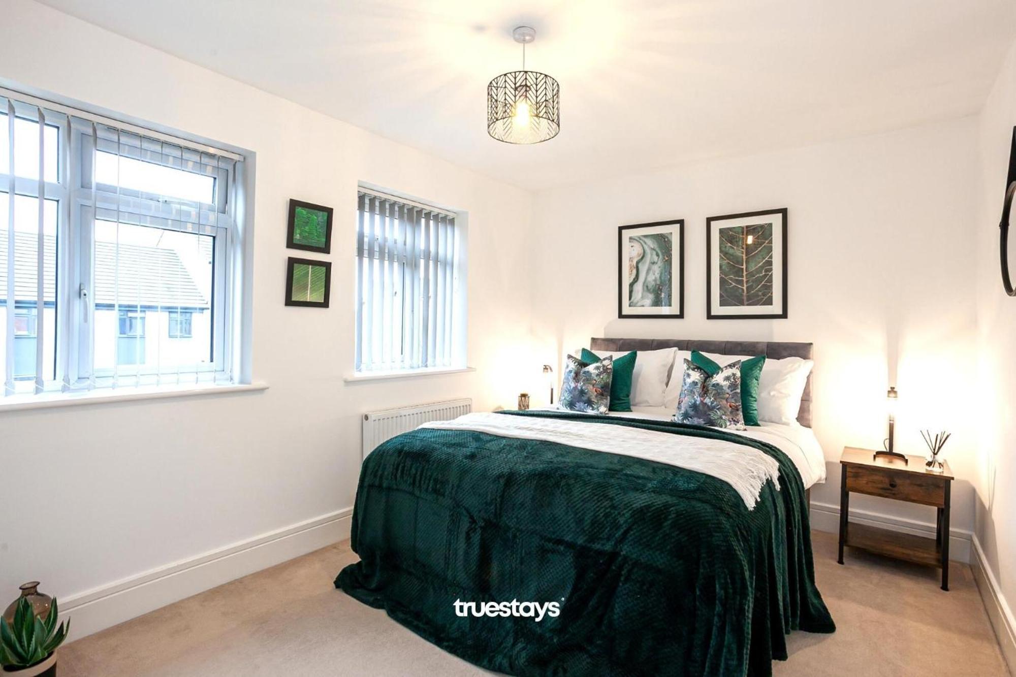 Ambassador House By Truestays - Luxury 4 Bedroom House In Stoke-On-Trent Etruria Exterior foto