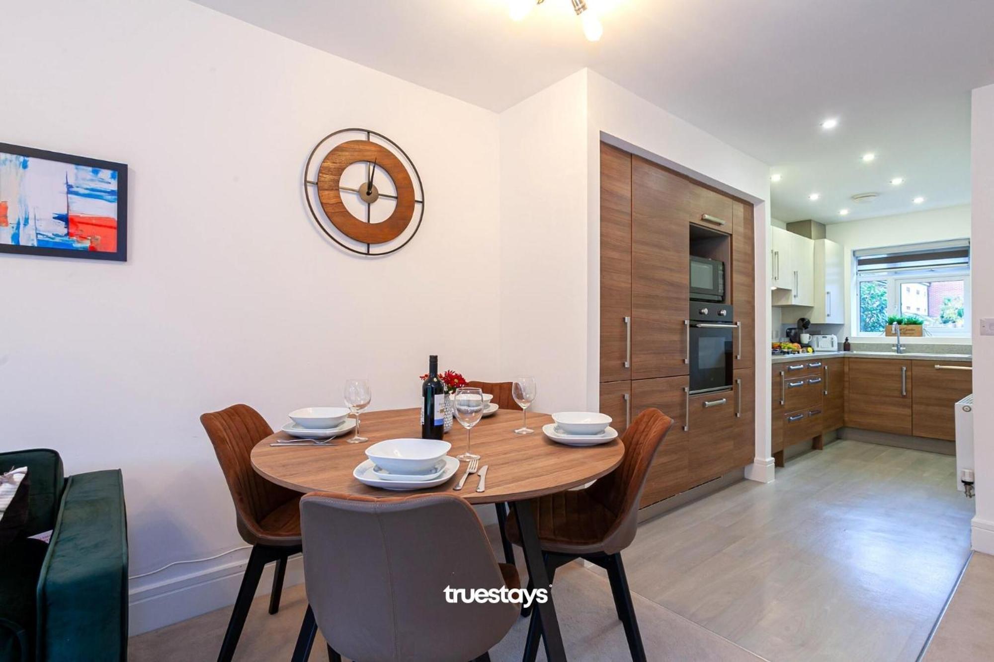 Ambassador House By Truestays - Luxury 4 Bedroom House In Stoke-On-Trent Etruria Exterior foto